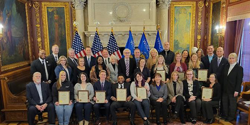 Four WI Credit Unions Receive Governor’s Financial Literacy Awards